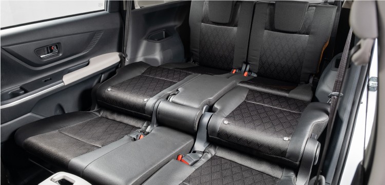 Veloz-Toyota-Thai-Binh-8-0988557833